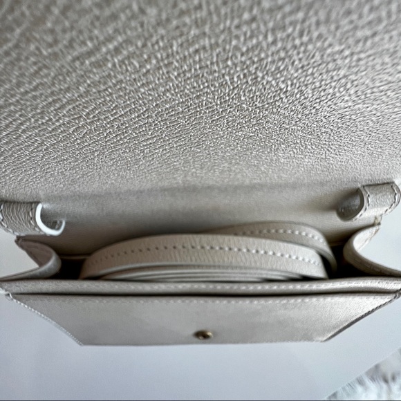 CHARLOTTE OLYMPIA
Feline metallic printed textured-leather clutch - Picture 6 of 12